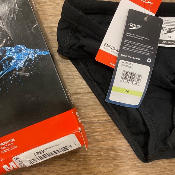 NWT Speedo Men's Race Endurance Competitive Swim - Picture 3 of 3